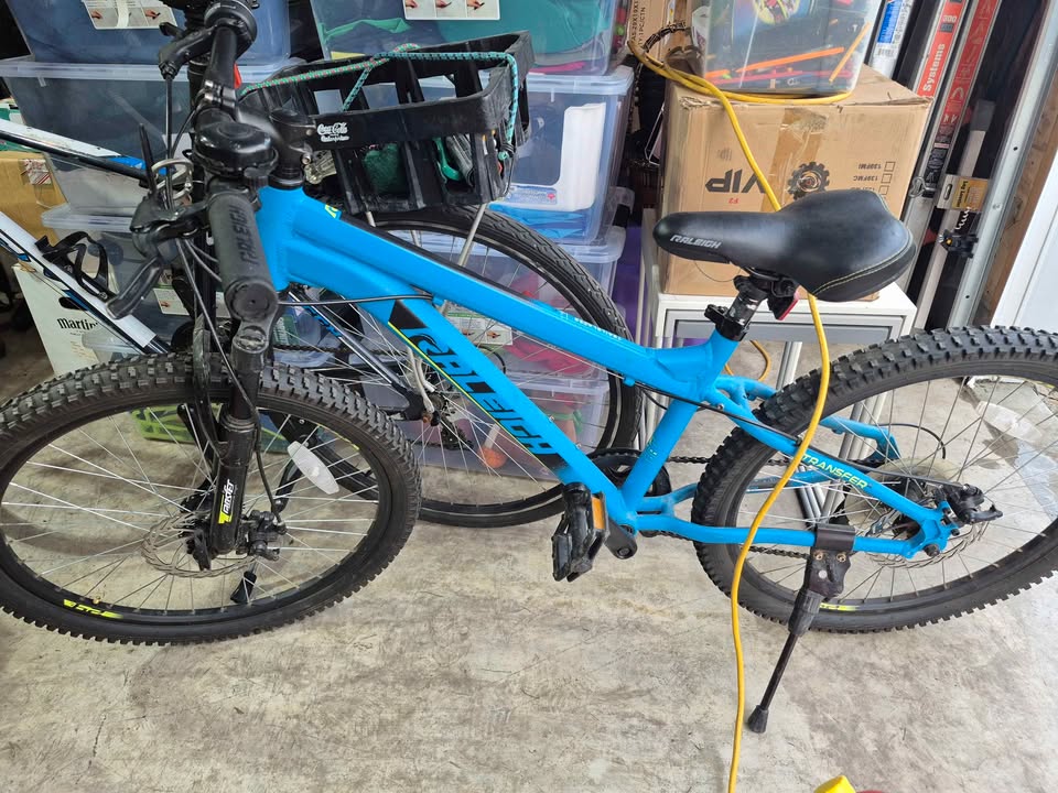 Multi family garage sale photo 3